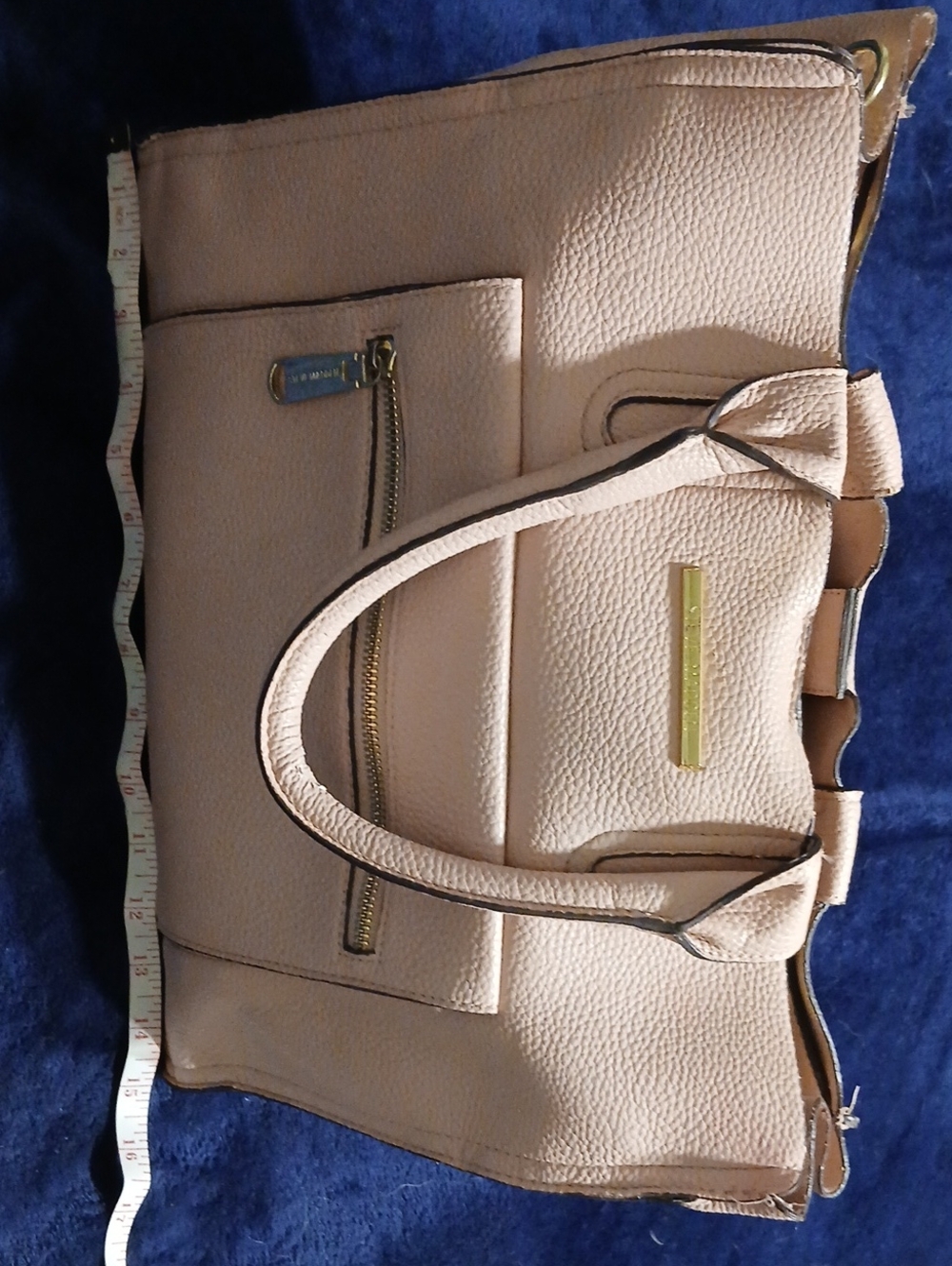 Womens Steve MaddenPebbled Beige Tote with Gold Hardware